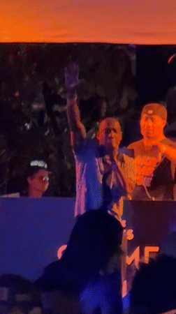 Early morning rap performance draws crowd in Miami Beach