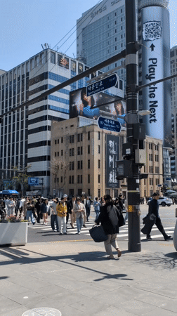 Early morning Seoul street scenes captured across downtown locations