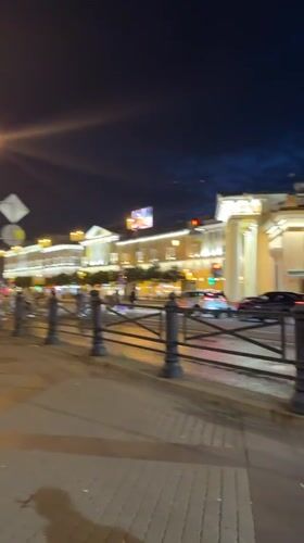 Saint Petersburg at night: streets and metro, August 2026