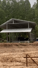 Metal-roofed shelter observed at Choeng Thale construction site
