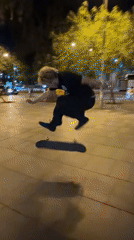 Barcelona skateboarder earns #LocalLegend status during nighttime session