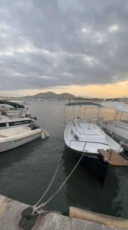 Sunset stroll and dinner at Port d'Alcúdia marina