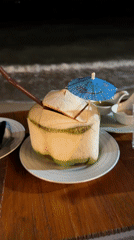 Beachfront dining in Ko Samui: tuna, grilled fish, tropical drinks