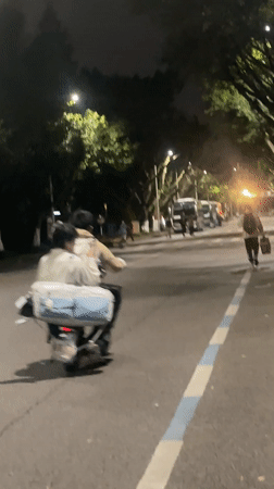 Daily life moments captured across Chongqing High-tech Zone