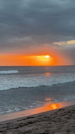Dramatic sunset captured by multiple witnesses at North Kuta beach