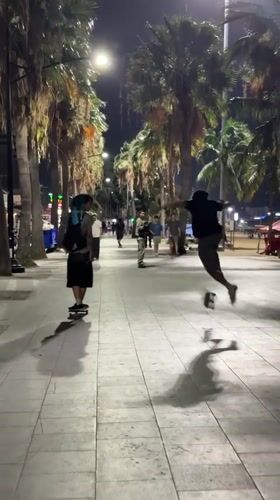 Evening leisure activities observed along Pattaya Beach promenade