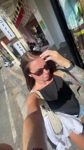 Morning browsing around Ubud's shops and streets