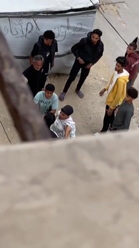 Daily life scenes documented in Khan Yunis amid urban damage