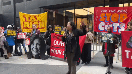 Small protest rally held in New York streets Thursday evening