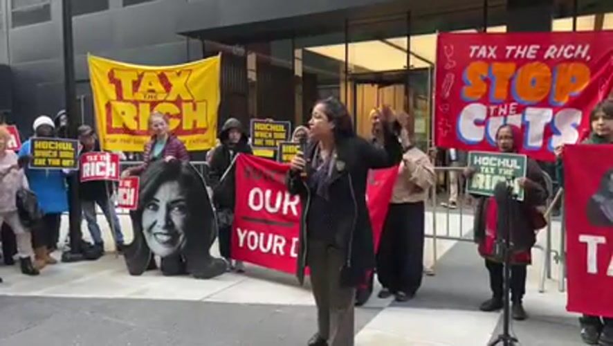 Small protest rally held in New York streets Thursday evening
