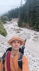 Street scenes and mountain views from a morning in Manali