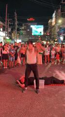 Michael Jackson street performance draws crowds on Patong strip