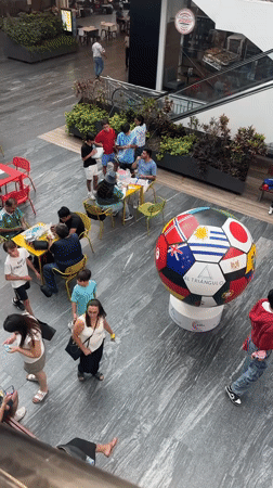 Soccer ball sculpture draws crowds at Puebla shopping mall