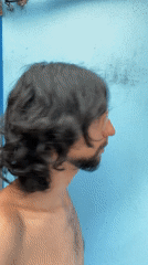 Two people with distinctive hairstyles observed in Buenos Aires