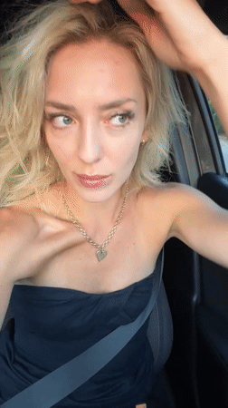 Sunset selfies from a car in Beit Hanan