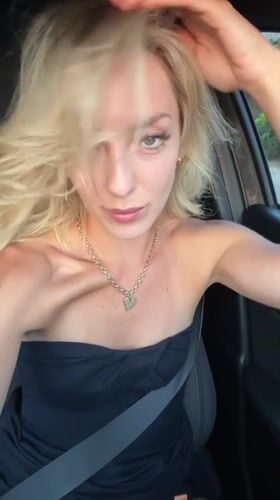 Sunset selfies from a car in Beit Hanan