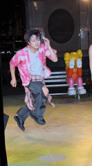 Outdoor dance performance captured in Chongqing's Nan'an District