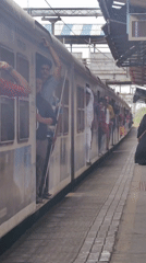 Rush hour crush at Mira Bhayandar's packed commuter rail station