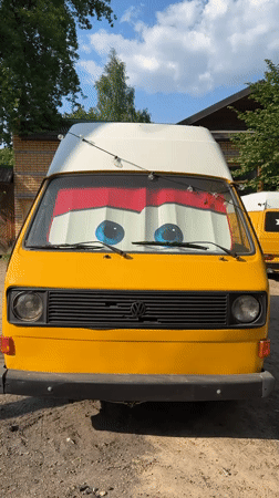 Decorated Volkswagen van with cartoon eyes spotted in Nizhny Novgorod