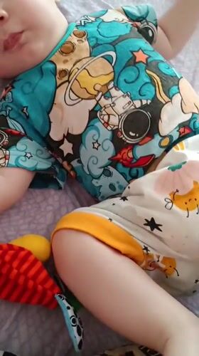 Tobolsk family documents quiet moments with baby over 46 minutes
