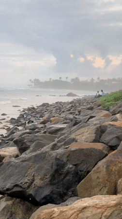 Beachgoers recorded walking Kathaluwa shores under cloudy skies