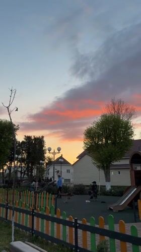 Spring Evening Documented in Yuzhny Russia April 2026