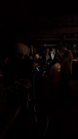 Evening entertainment and socializing in Saint Petersburg