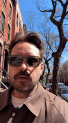 Man spotted on NYC brownstone-lined street