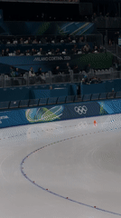 Speed skating competition draws crowds at Milano Cortina 2026 venue
