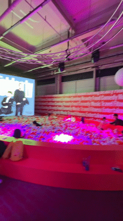 Seoul event spaces host morning gatherings near Mercedes facility