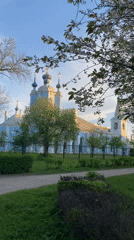 Ordinary afternoon moments documented across Saint Petersburg neighborhoods