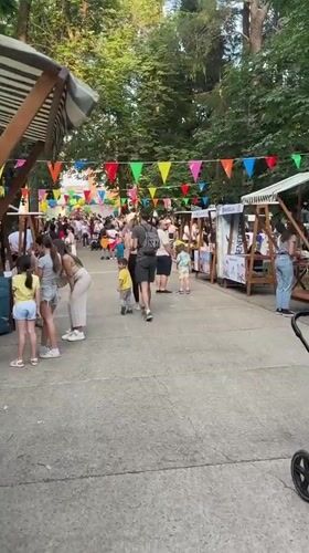 Outdoor festival with vendors, performances draws families in Podgorica