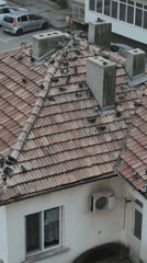 Quiet afternoon moments captured across Pavlikeni rooftops and homes