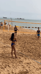 Pattaya beach in full swing: volleyball, workouts, and water gear