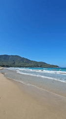 Tourist captures peaceful morning moments at Vietnamese beach