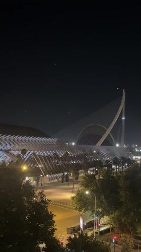 Nighttime photography session captures Valencia's City of Arts and Sciences