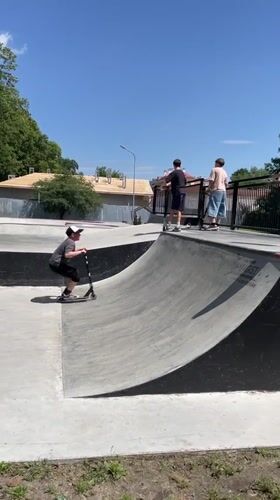 Koi ponds, blooming gardens, and skate tricks in Brest