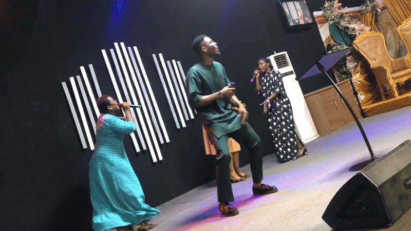 Musical performance with backup singers held in Onitsha
