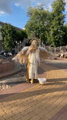Street performance draws dancers, costumed onlookers in Brest