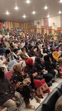 Armed political rally commemorates Bhutto martyrdom day in Quetta