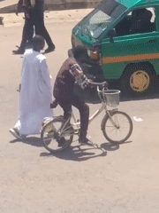 Ordinary street life documented in Bukuru, Nigeria market district