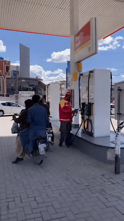 Ordinary day at Quetta Shell station draws witness attention