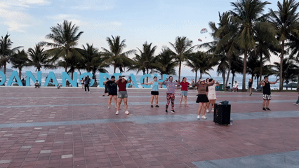 Group exercise class held in Da Nang public square