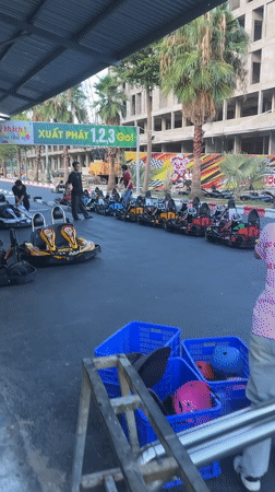 Đà Nẵng leisure activities documented across multiple locations