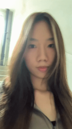 Woman takes early morning selfies in Nan'an District