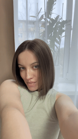 Woman photographed multiple times in Reshetnikovo apartment setting