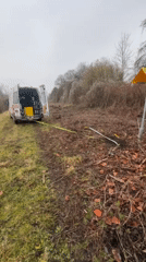 Van with open doors, cable spotted in Douai field