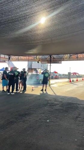 Drag racing event draws spectators in Arica, Chile