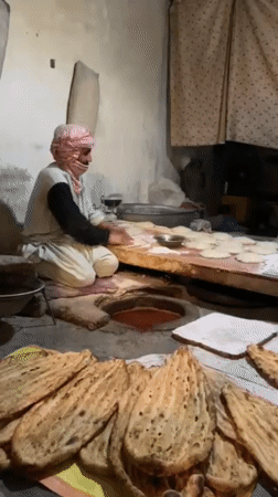 Traditional bread making documented at Kandahar bakery