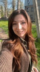 Woman documents spring blooms in Kryvyi Rih park